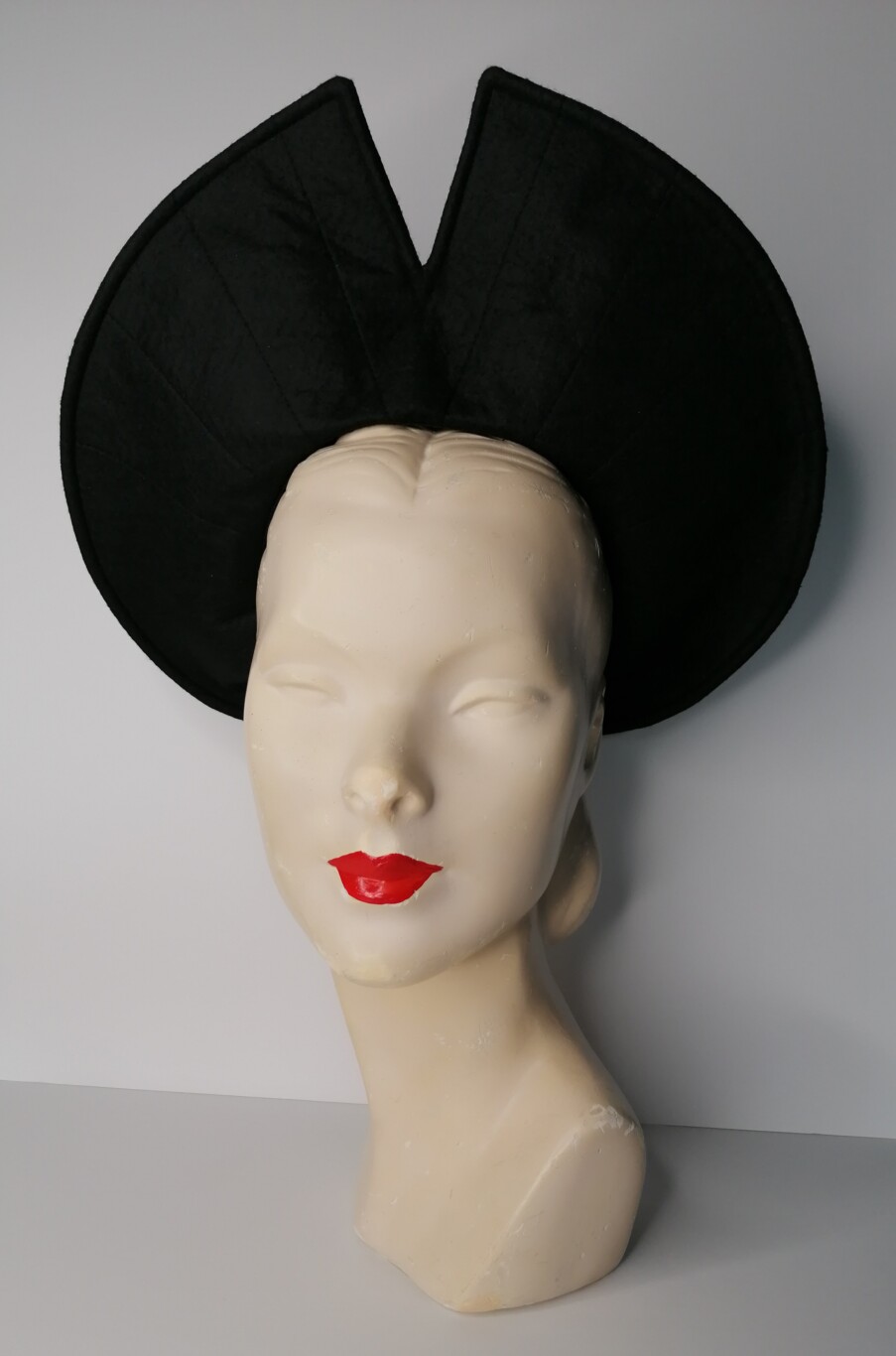 YVONNE 1940'S AMERICAN VICTORY HALO HAT Blackout Black